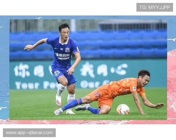 国际裁判判罚尺度差异引争议，球员适应成联赛新课题